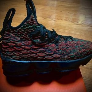 Lebron 15 BHM edition